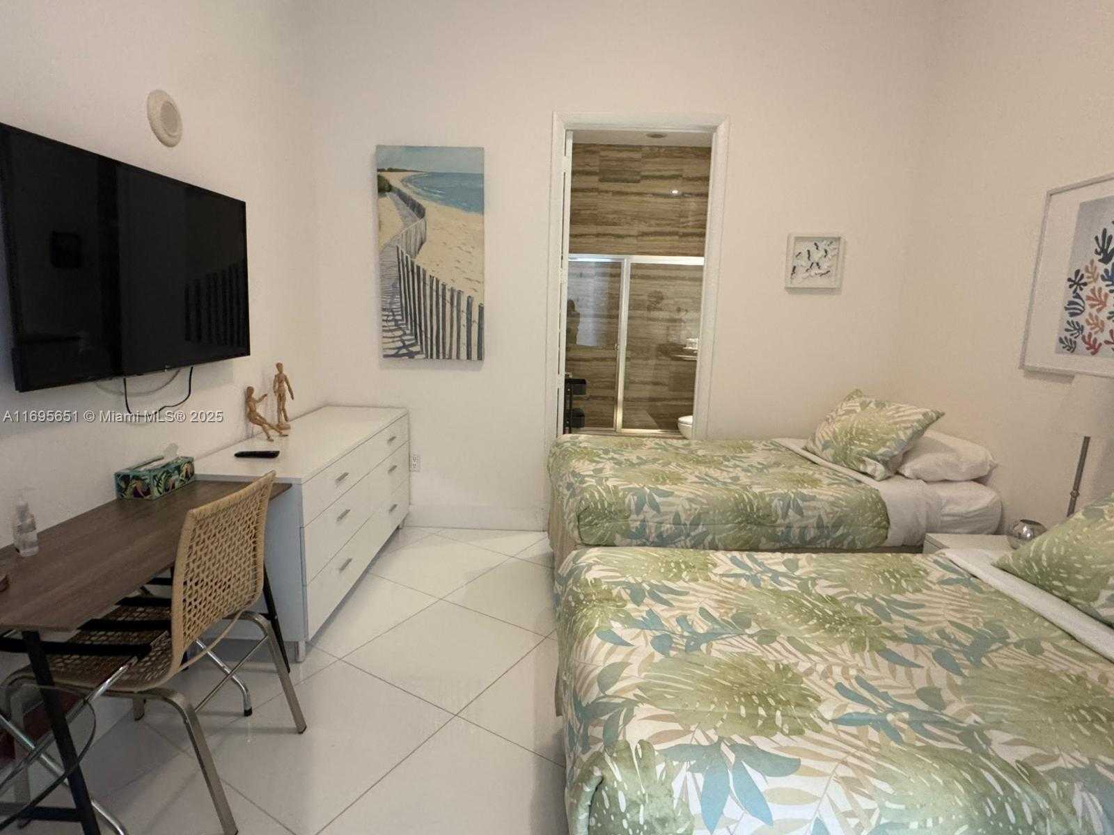 Small Image of 15811 COLLINS AVE #4203, Sunny Isles Beach Number 13