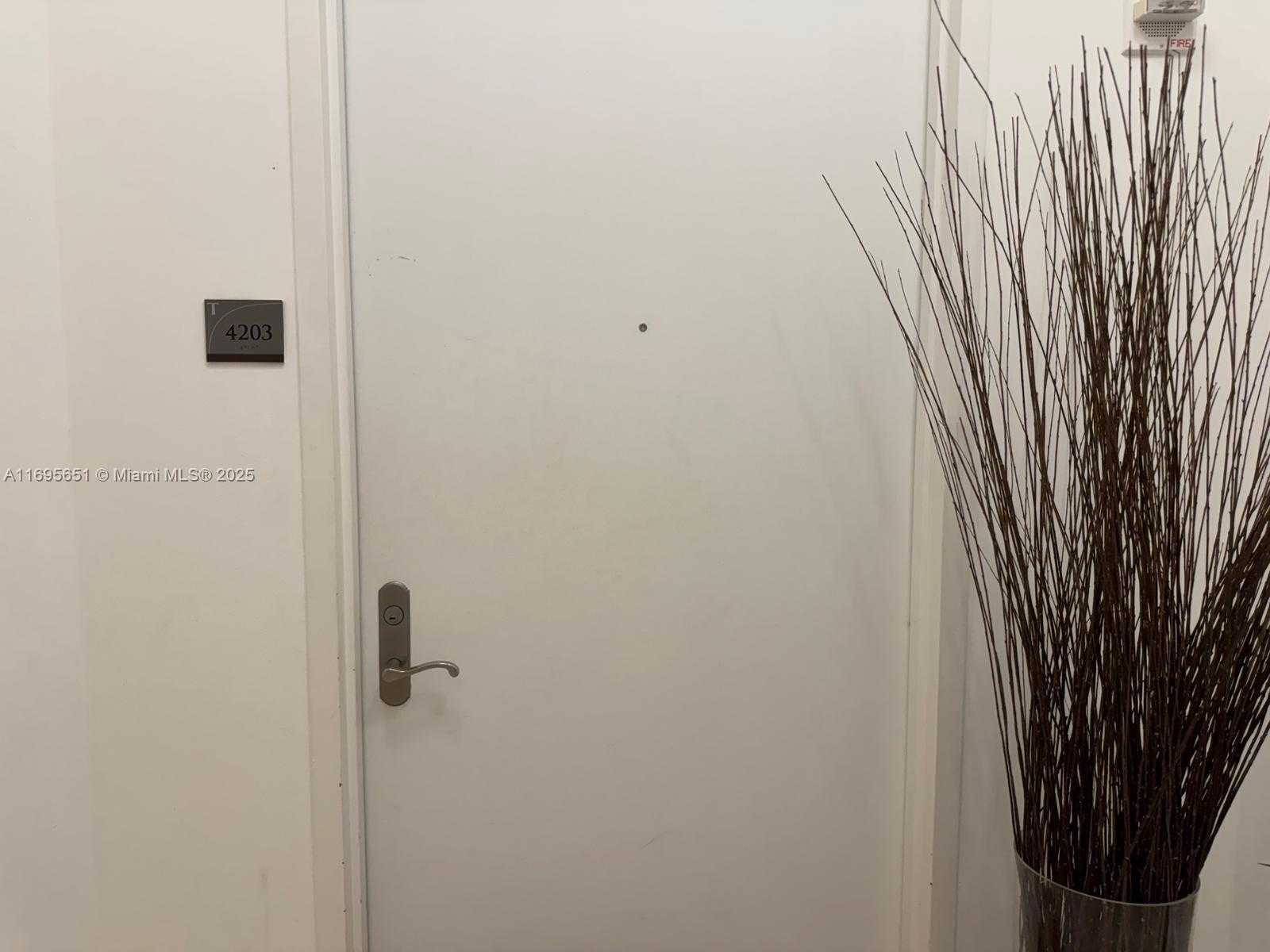 Small Image of 15811 COLLINS AVE #4203, Sunny Isles Beach Number 17