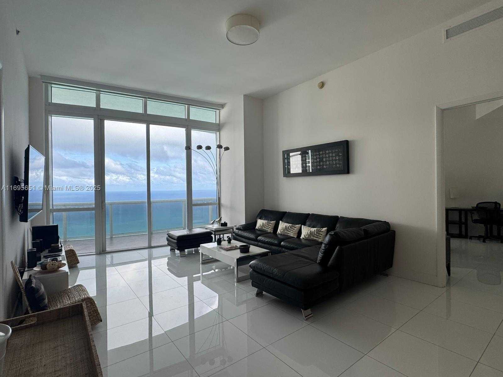 Small Image of 15811 COLLINS AVE #4203, Sunny Isles Beach Number 4