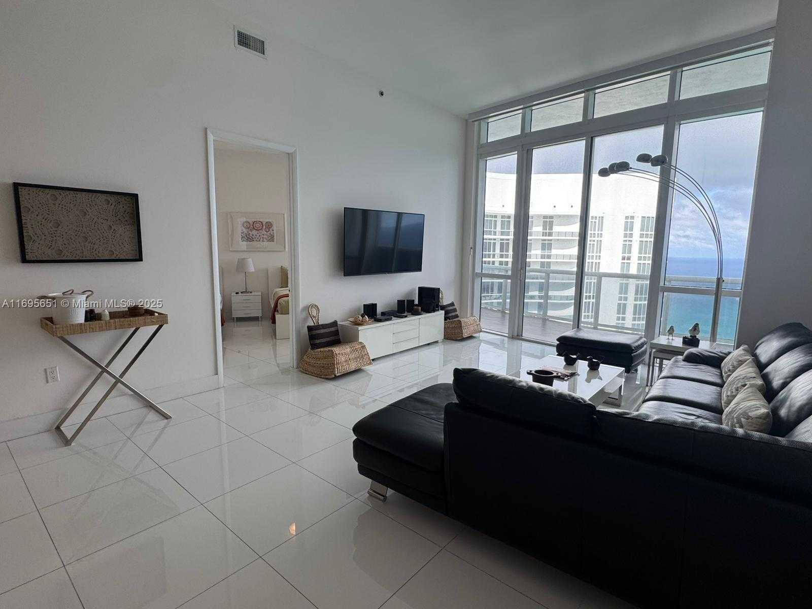 Small Image of 15811 COLLINS AVE #4203, Sunny Isles Beach Number 7