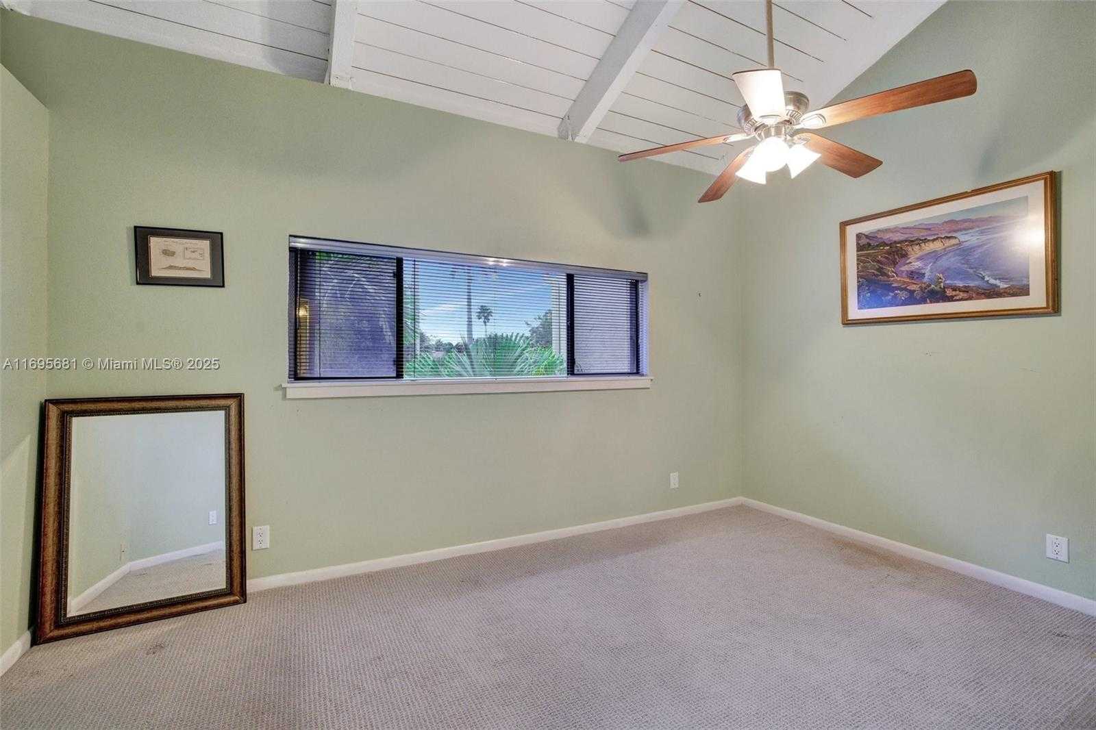 Small Image of 93 NORTH EAST 17TH CT #93, Fort Lauderdale Number 39