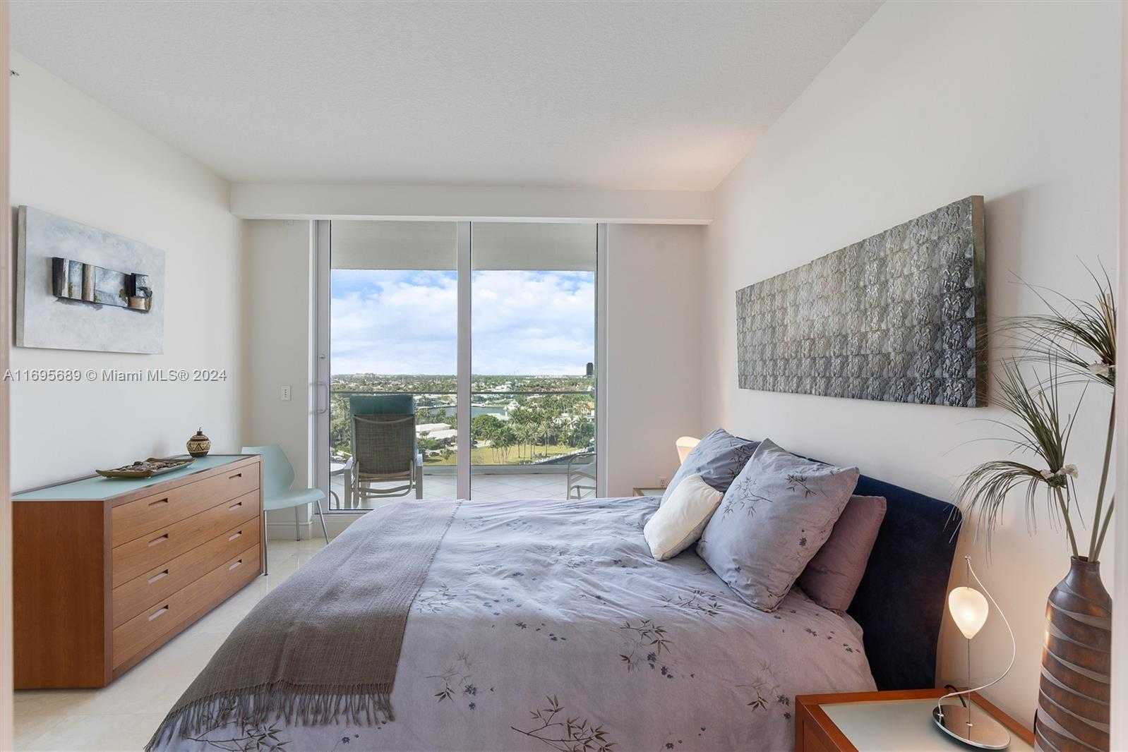 Small Image of 3055 HARBOR DR #1202, Fort Lauderdale Number 35