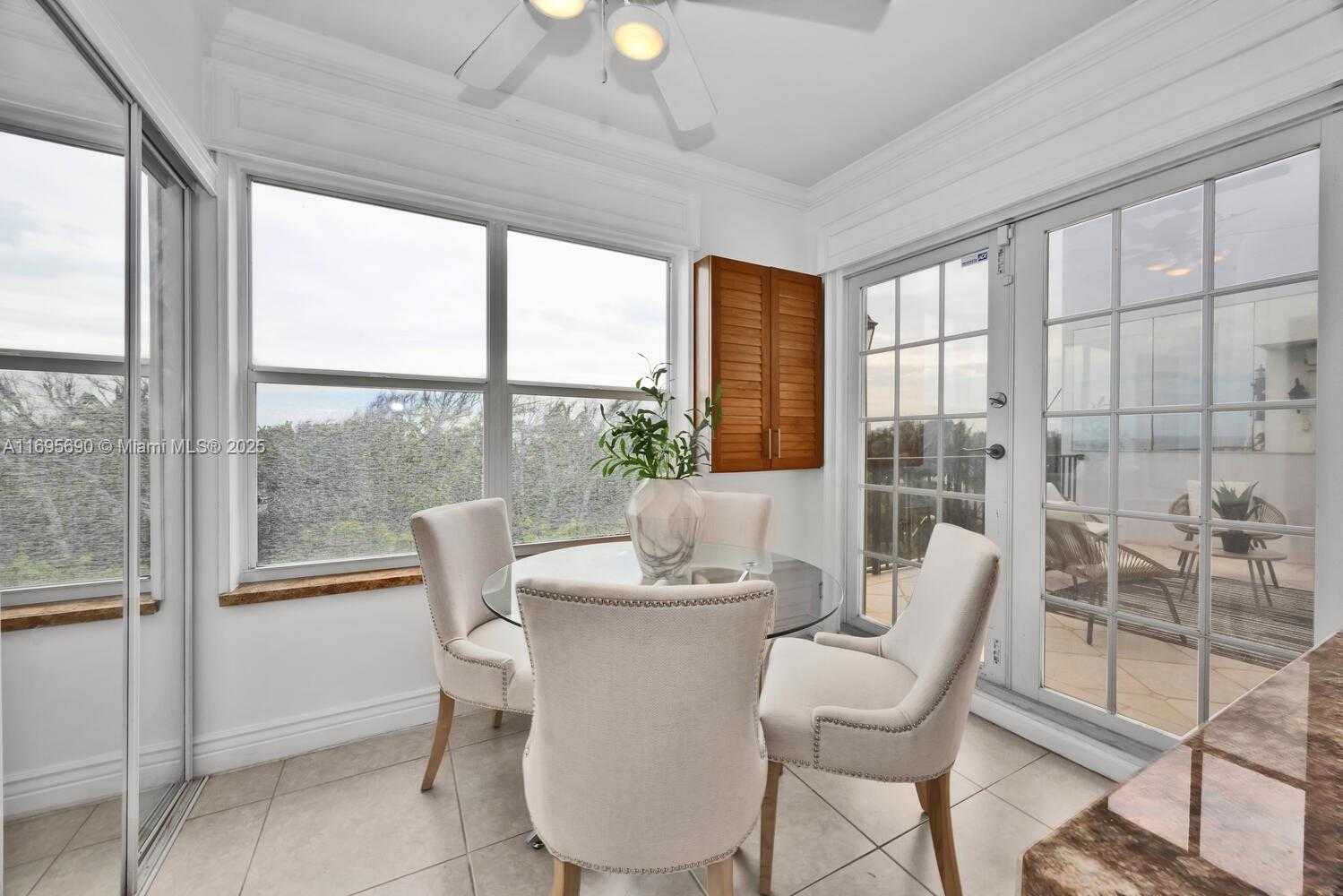 Small Image of 2500 BAY DR #PH, Pompano Beach Number 31