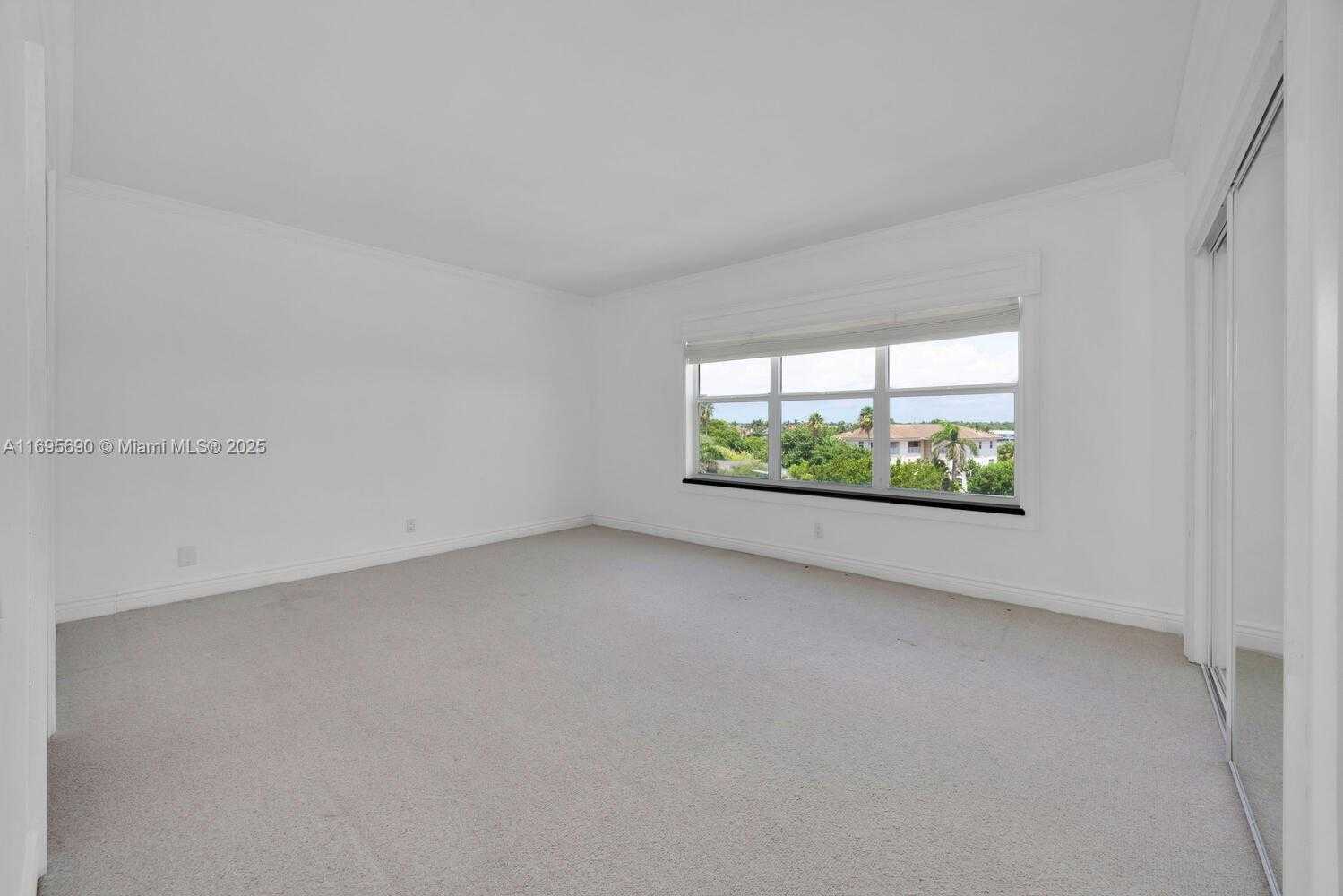 Small Image of 2500 BAY DR #PH, Pompano Beach Number 39