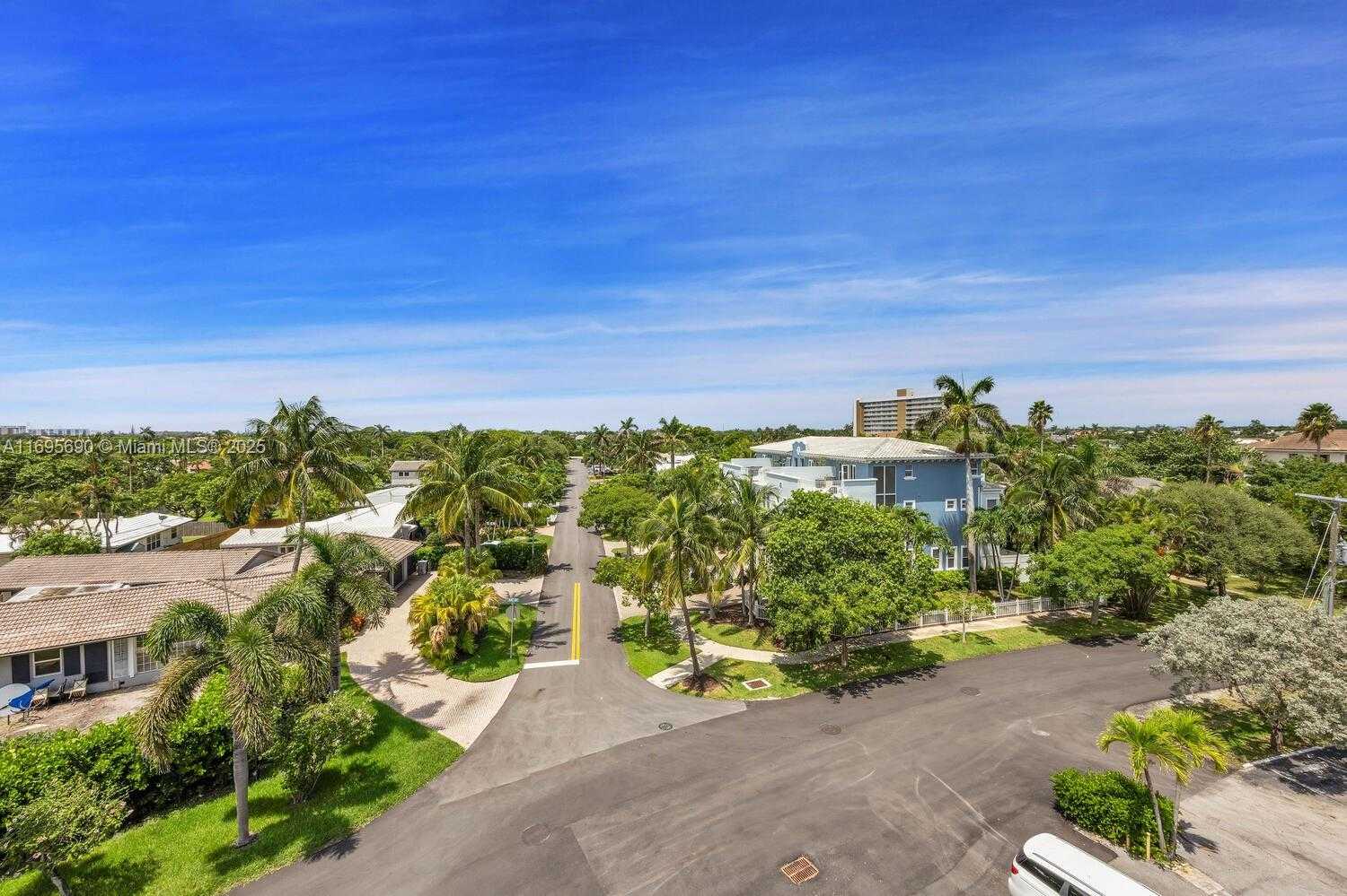 Small Image of 2500 BAY DR #PH, Pompano Beach Number 49
