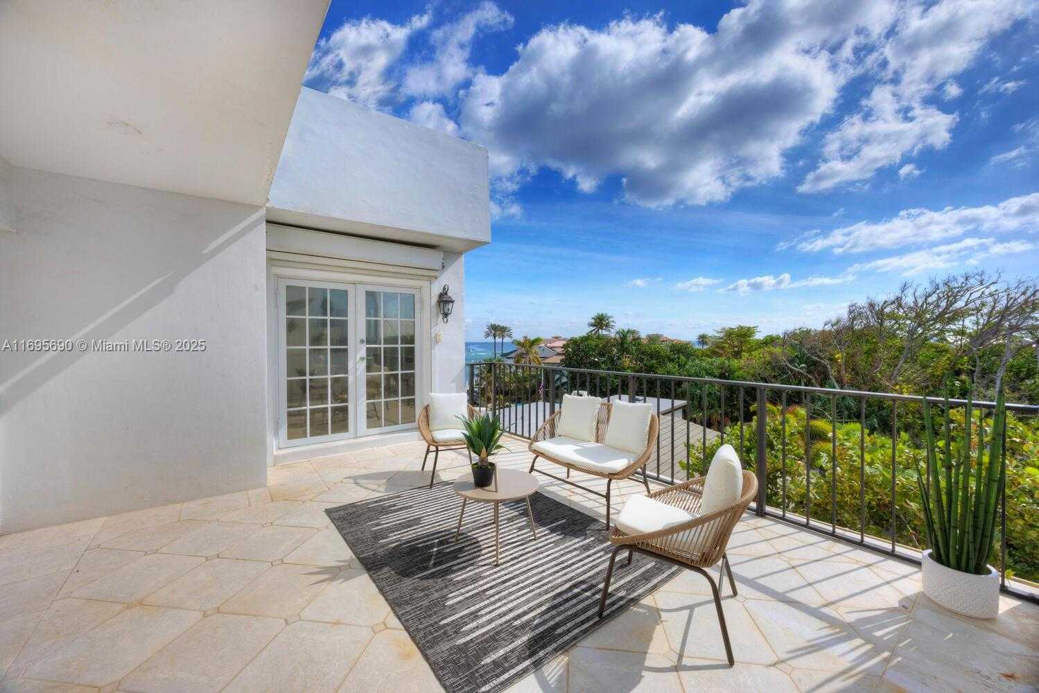 Small Image of 2500 BAY DR #PH, Pompano Beach Number 5