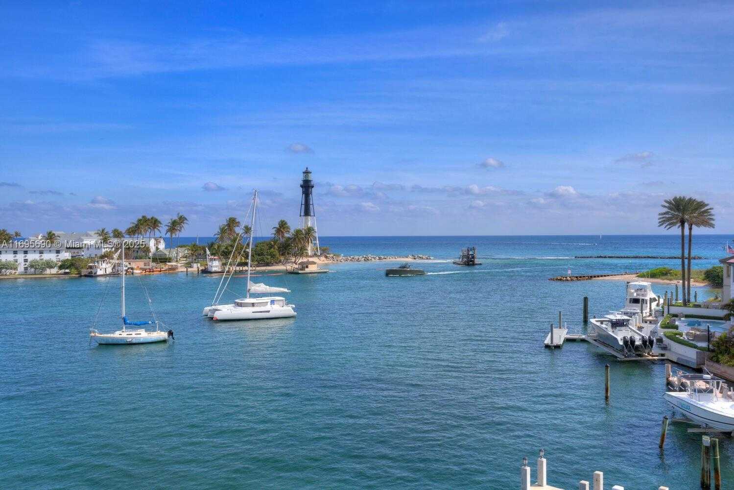 Small Image of 2500 BAY DR #PH, Pompano Beach Number 51