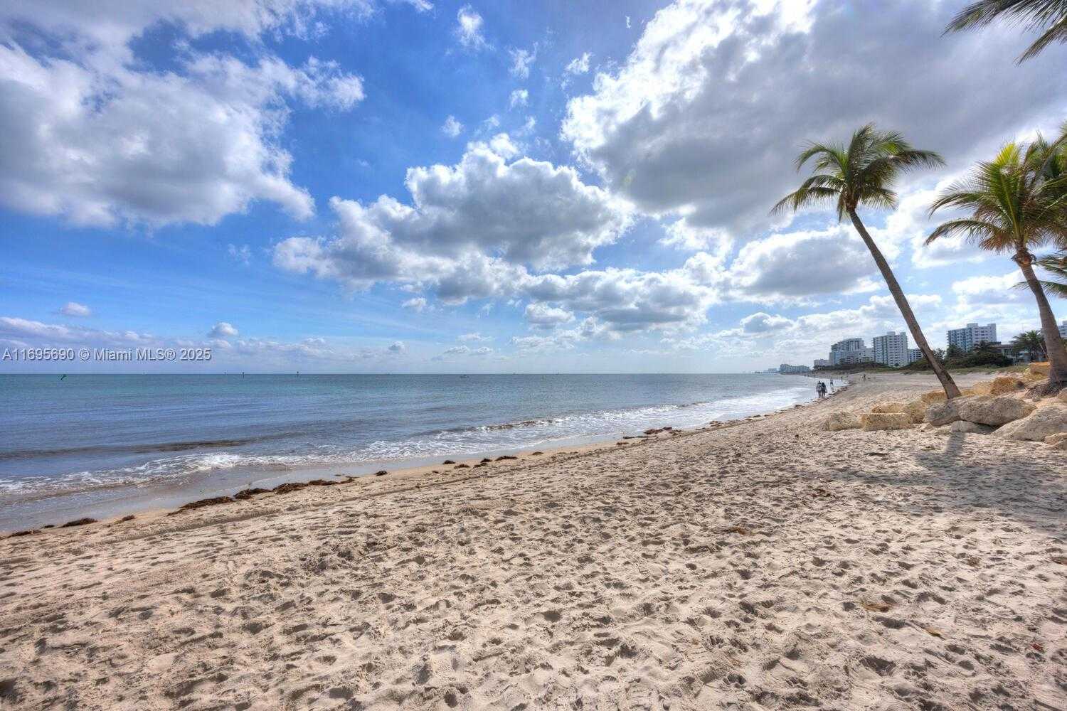 Small Image of 2500 BAY DR #PH, Pompano Beach Number 52