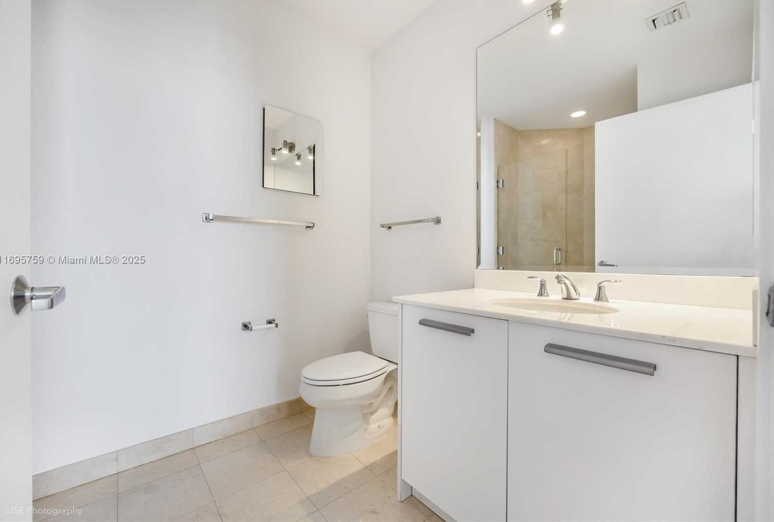 Small Image of 1060 BRICKELL AVE #4101, Miami Number 21