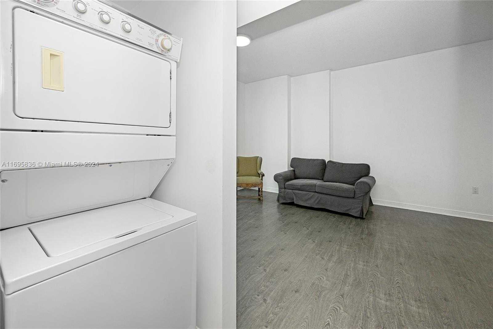 Small Image of 1745 EAST HALLANDALE BEACH BLVD #2501W, Hallandale Beach Number 13