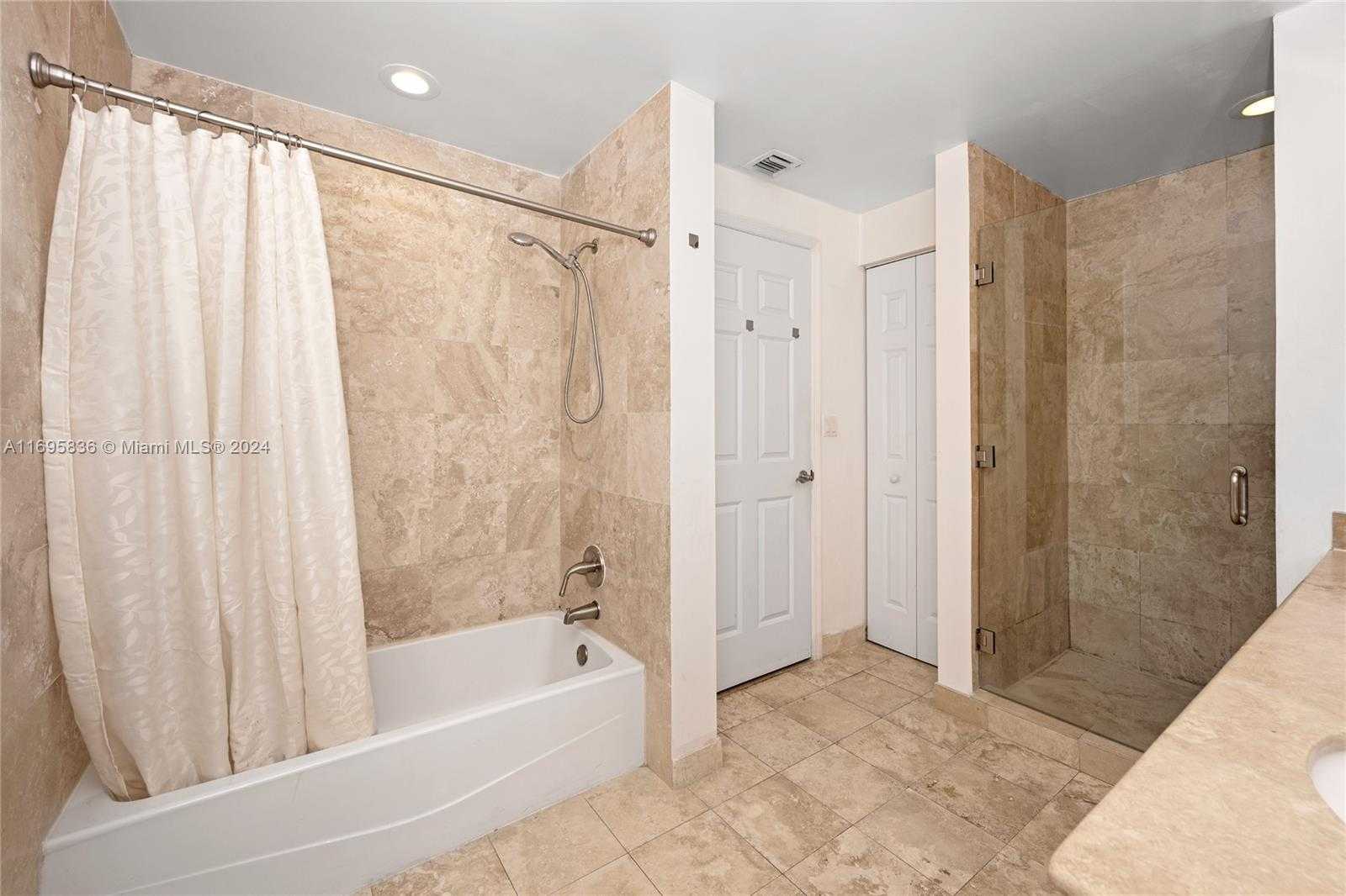 Small Image of 1745 EAST HALLANDALE BEACH BLVD #2501W, Hallandale Beach Number 17