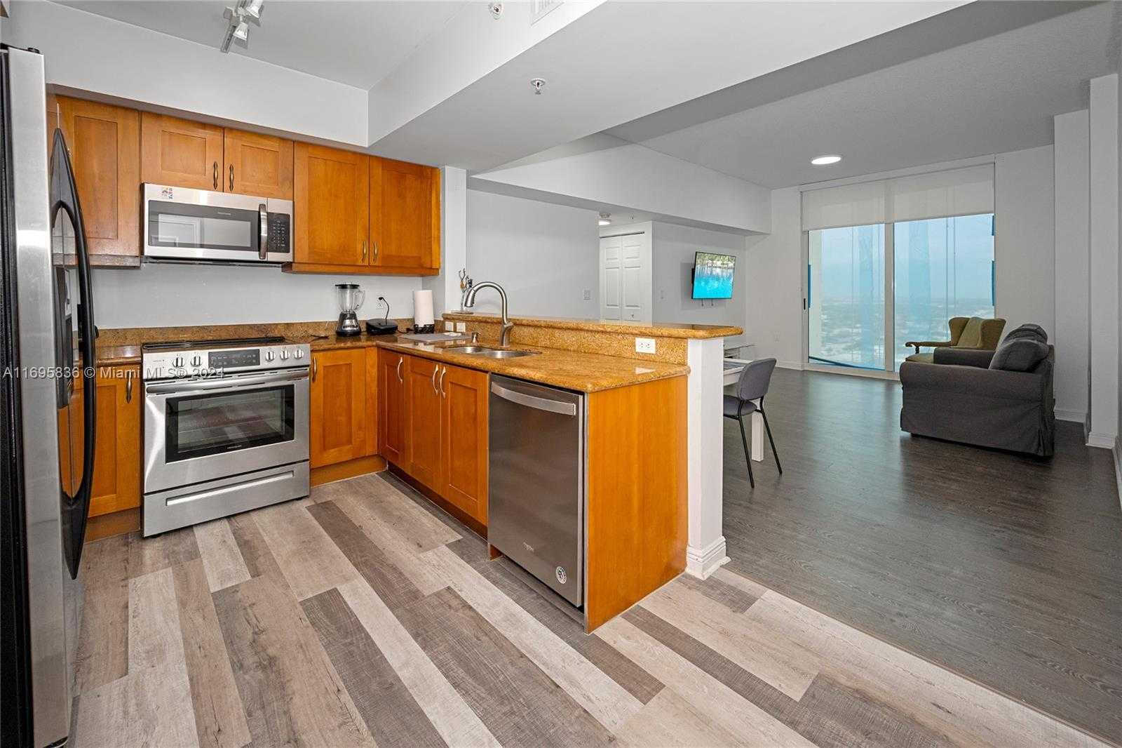 Small Image of 1745 EAST HALLANDALE BEACH BLVD #2501W, Hallandale Beach Number 4