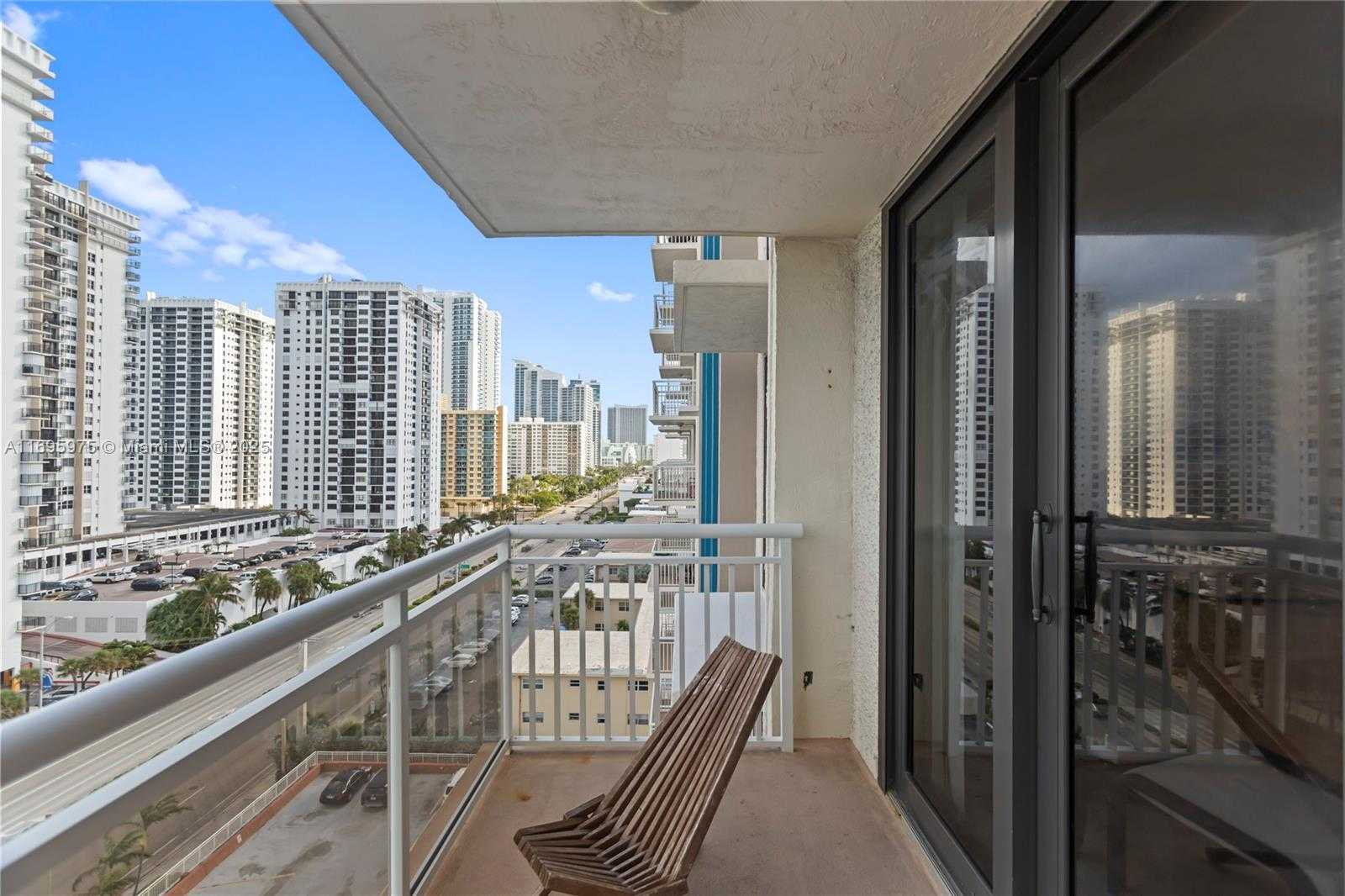 Small Image of 1600 SOUTH OCEAN DR #11H, Hollywood Number 19