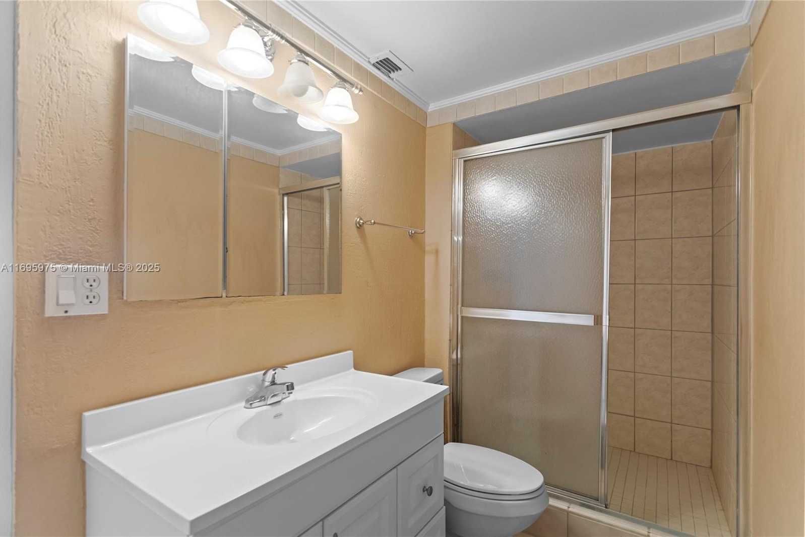 Small Image of 1600 SOUTH OCEAN DR #11H, Hollywood Number 30