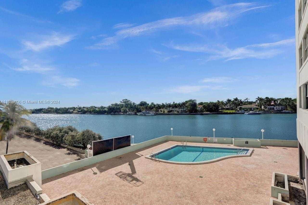 Small Image of 5838 COLLINS AVE #2F, Miami Beach Number 33
