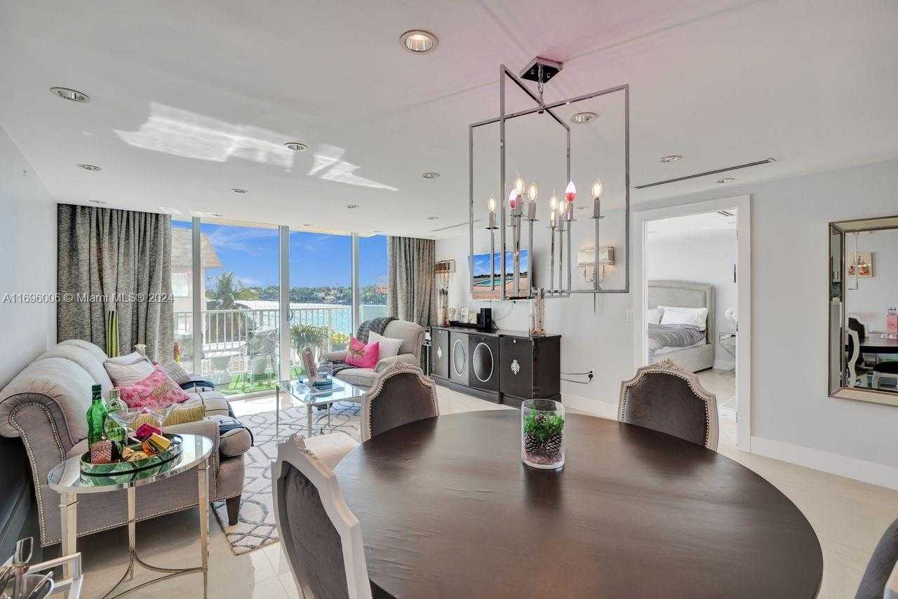 Small Image of 5838 COLLINS AVE #2F, Miami Beach Number 9