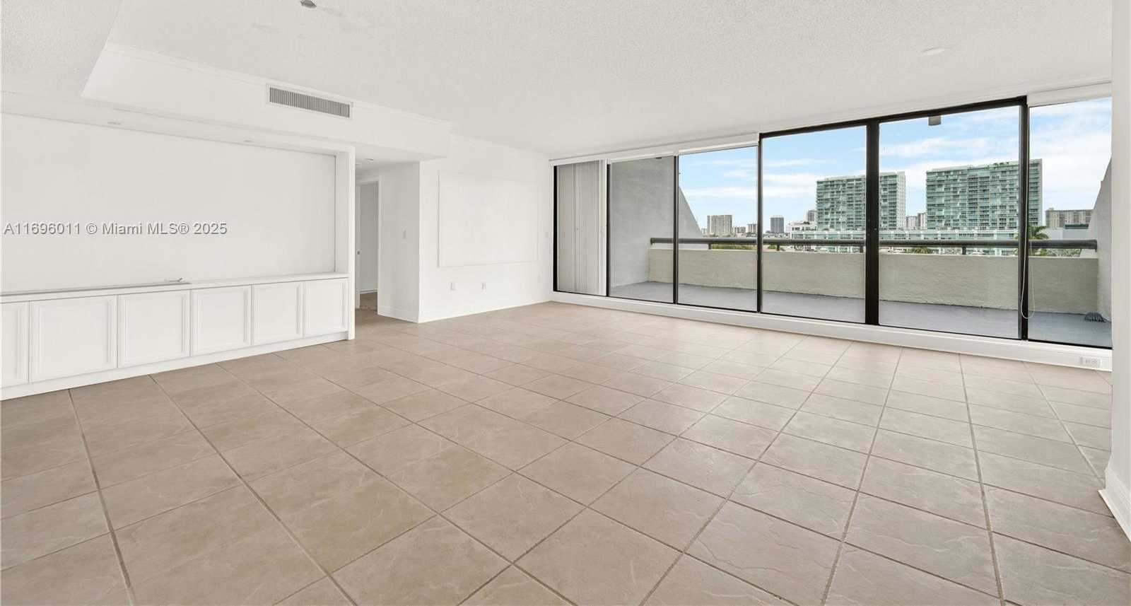 Small Image of 385 POINCIANA DR #1230, Sunny Isles Beach Number 12
