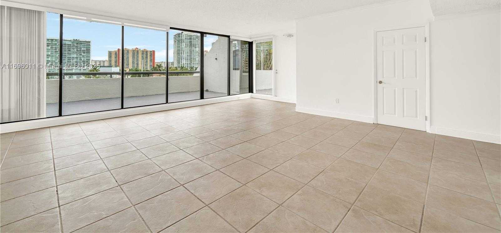 Small Image of 385 POINCIANA DR #1230, Sunny Isles Beach Number 13