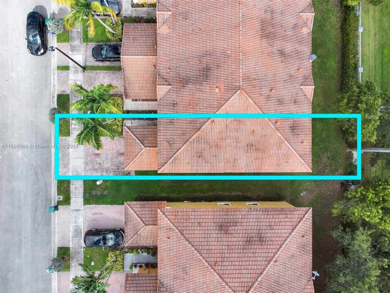 Small Image of 490 PRINCESS DR, Margate Number 36