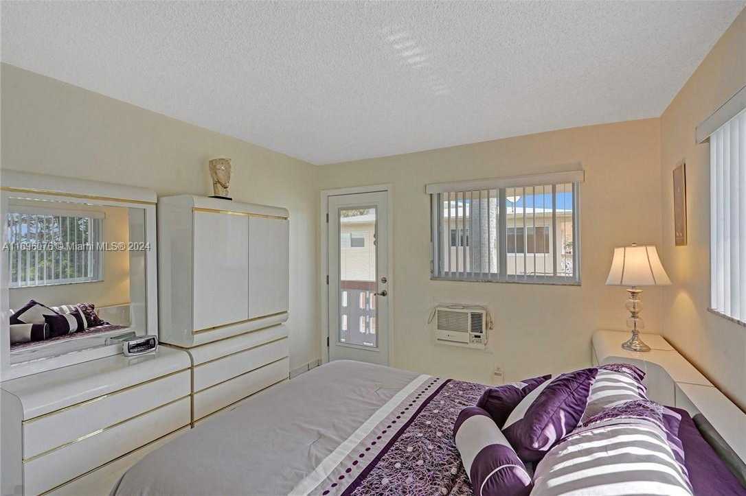 Small Image of 1015 SOUTH WEST 11TH AVE #11K, Hallandale Beach Number 16