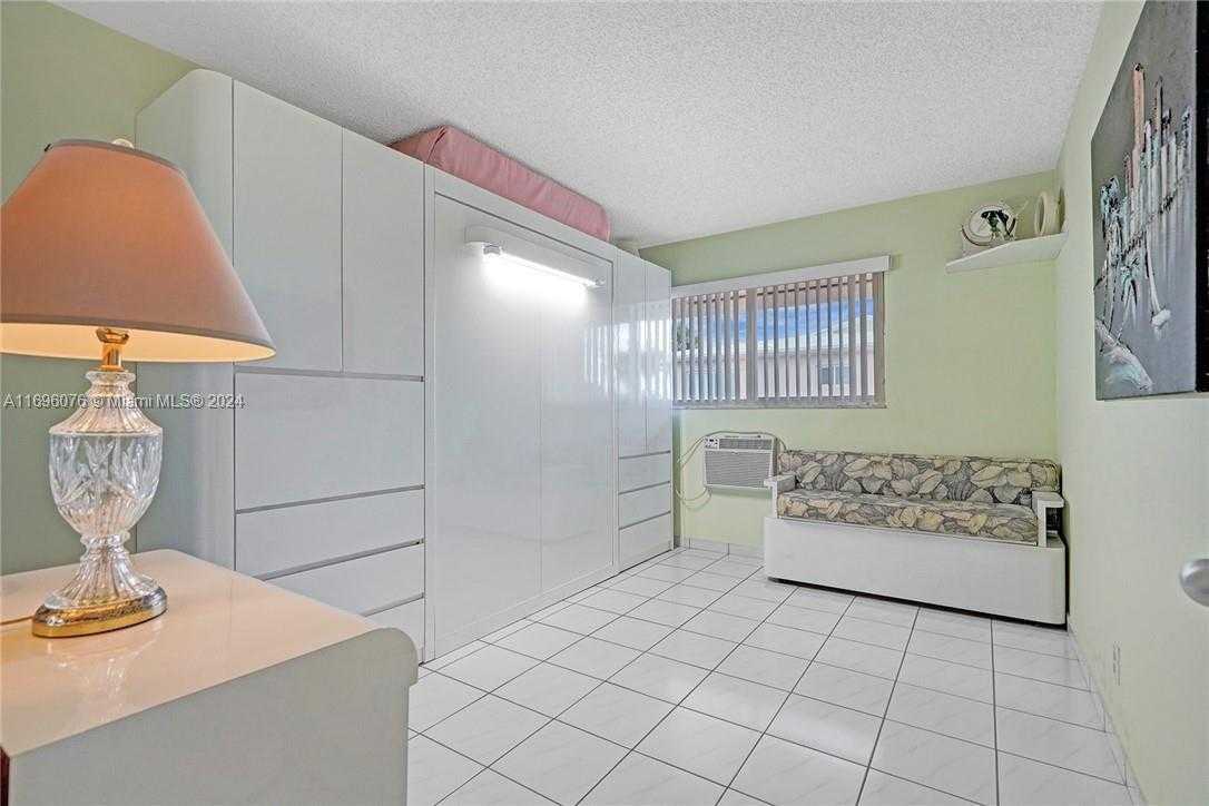 Small Image of 1015 SOUTH WEST 11TH AVE #11K, Hallandale Beach Number 19