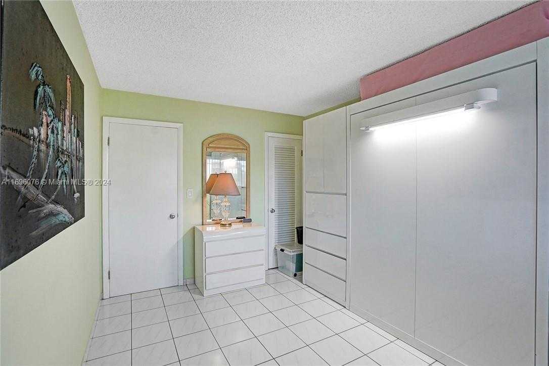 Small Image of 1015 SOUTH WEST 11TH AVE #11K, Hallandale Beach Number 20