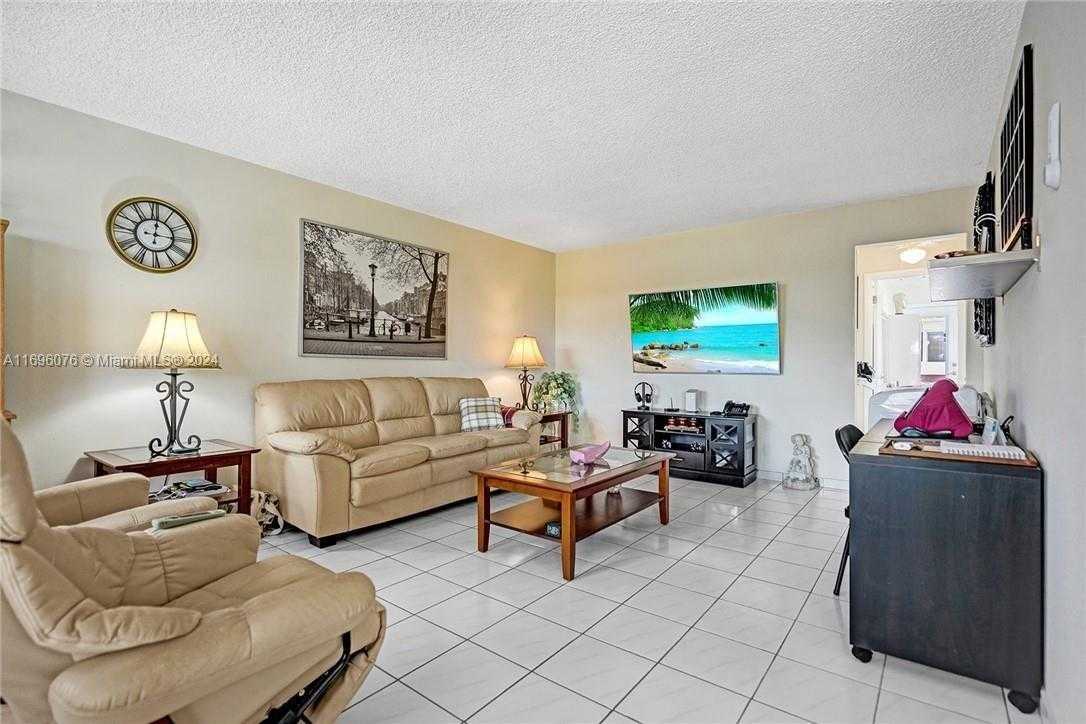 Small Image of 1015 SOUTH WEST 11TH AVE #11K, Hallandale Beach Number 3