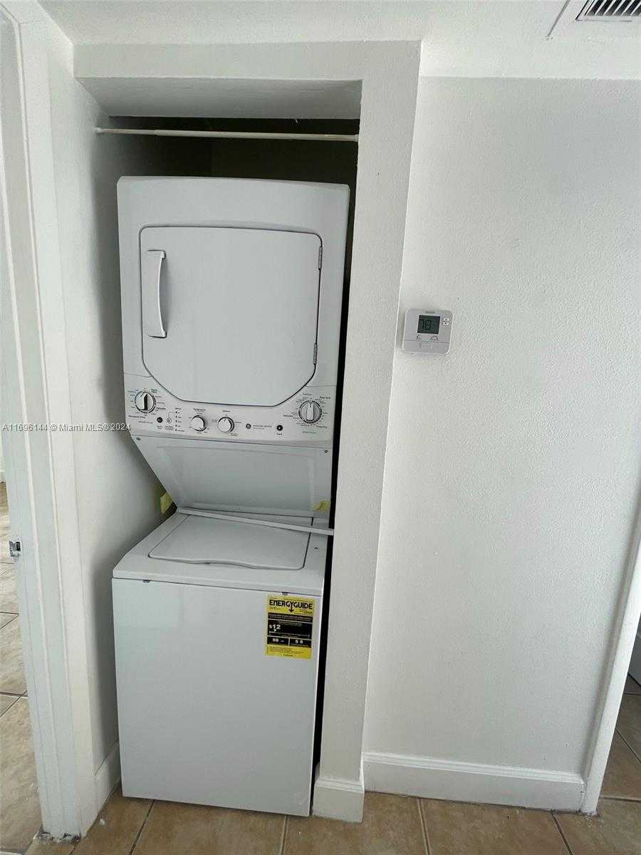 Small Image of 14915 SOUTH WEST 104TH ST #20-24, Miami Number 12