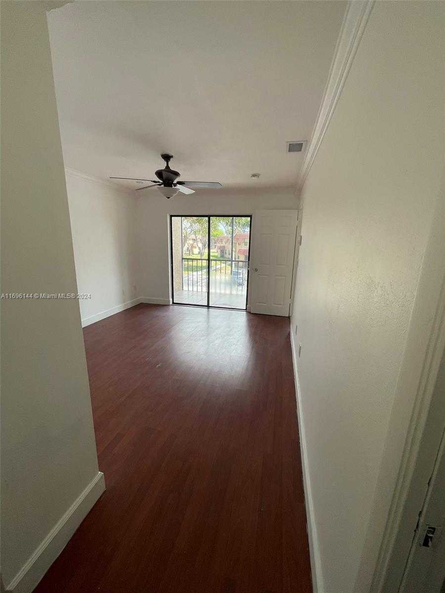 Small Image of 14915 SOUTH WEST 104TH ST #20-24, Miami Number 22
