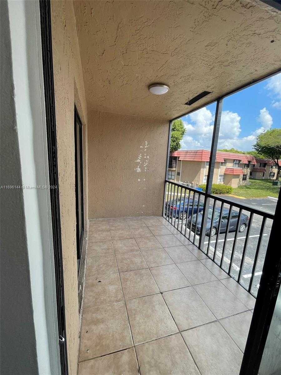 Small Image of 14915 SOUTH WEST 104TH ST #20-24, Miami Number 24