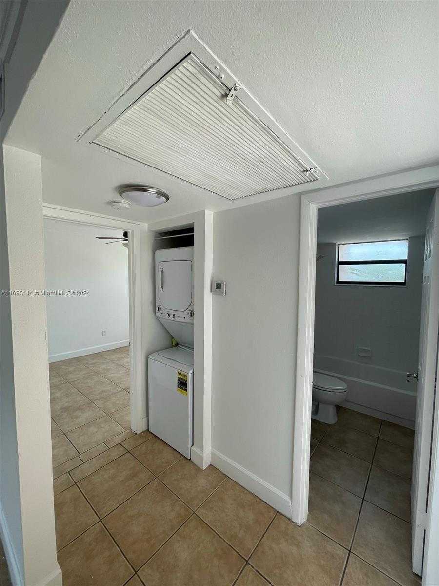 Small Image of 14915 SOUTH WEST 104TH ST #20-24, Miami Number 3