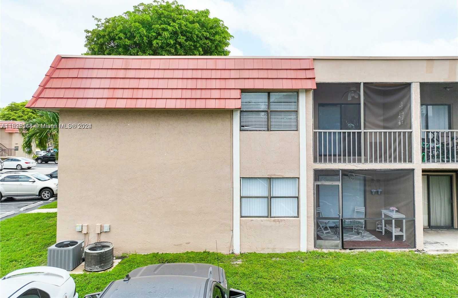 Small Image of 14915 SOUTH WEST 104TH ST #20-24, Miami Number 31