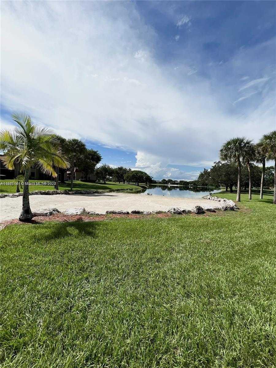 Small Image of 14915 SOUTH WEST 104TH ST #20-24, Miami Number 38