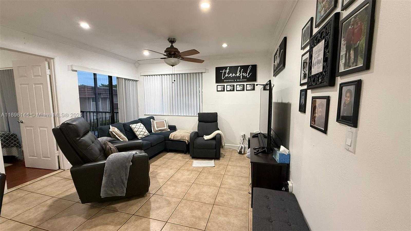 Small Image of 14915 SOUTH WEST 104TH ST #20-24, Miami Number 7