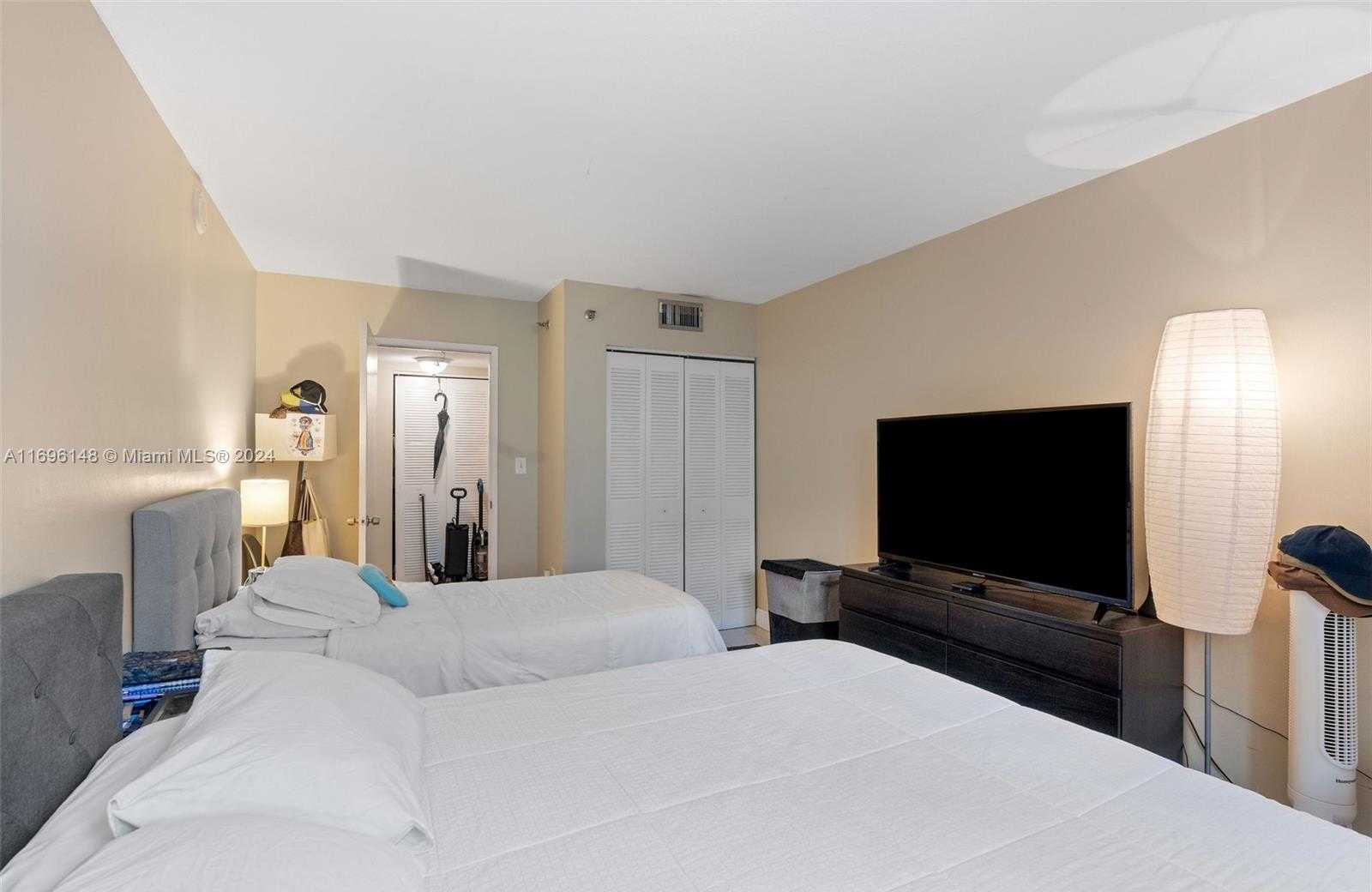 Small Image of 800 NORTH MIAMI AVE #E-209, Miami Number 27