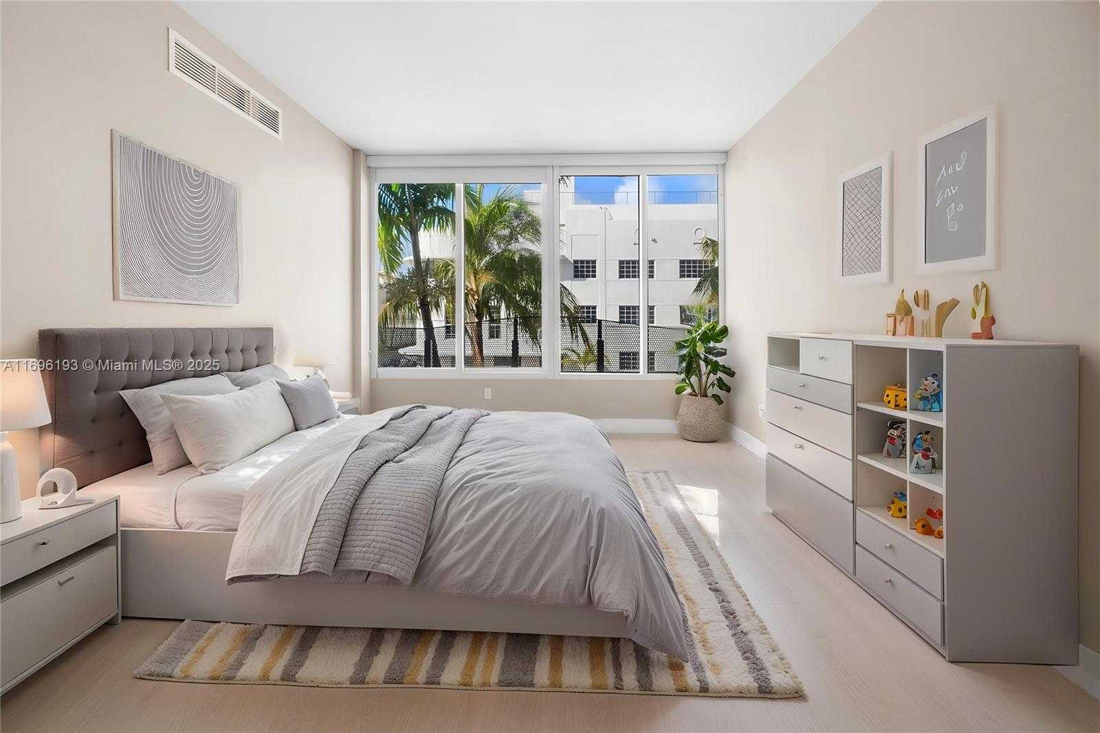 Small Image of 2100 PARK AVE #207, Miami Beach Number 12