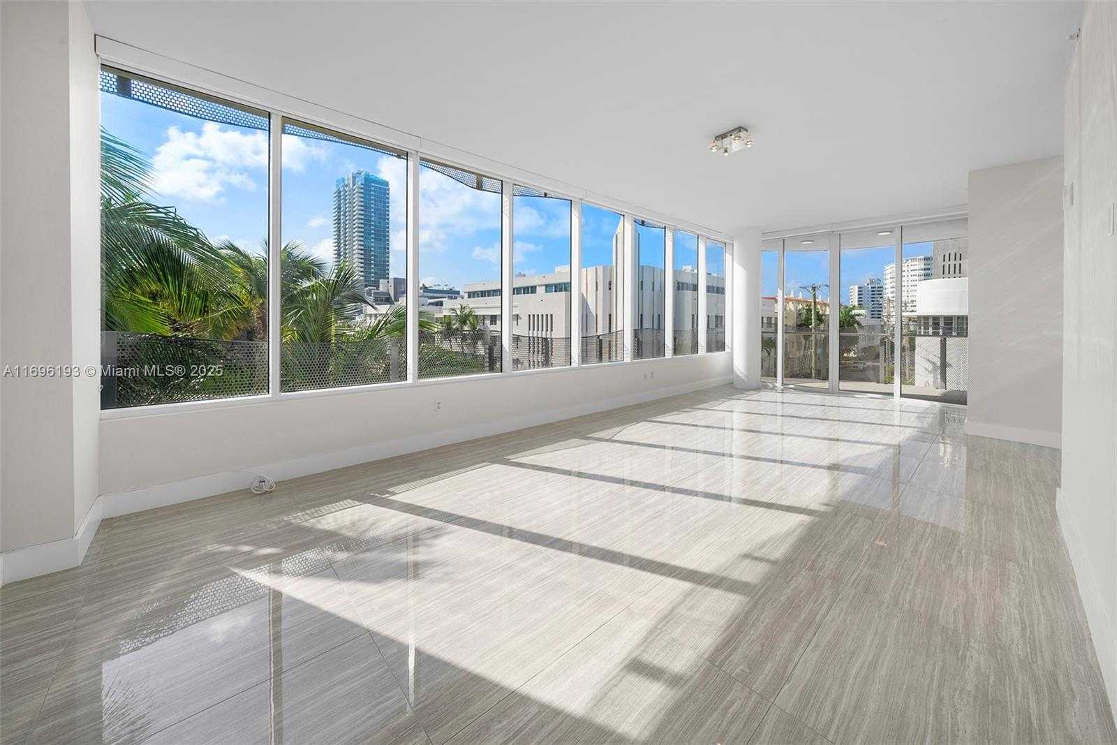 Small Image of 2100 PARK AVE #207, Miami Beach Number 20