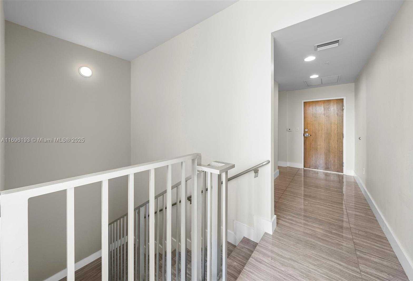 Small Image of 2100 PARK AVE #207, Miami Beach Number 35