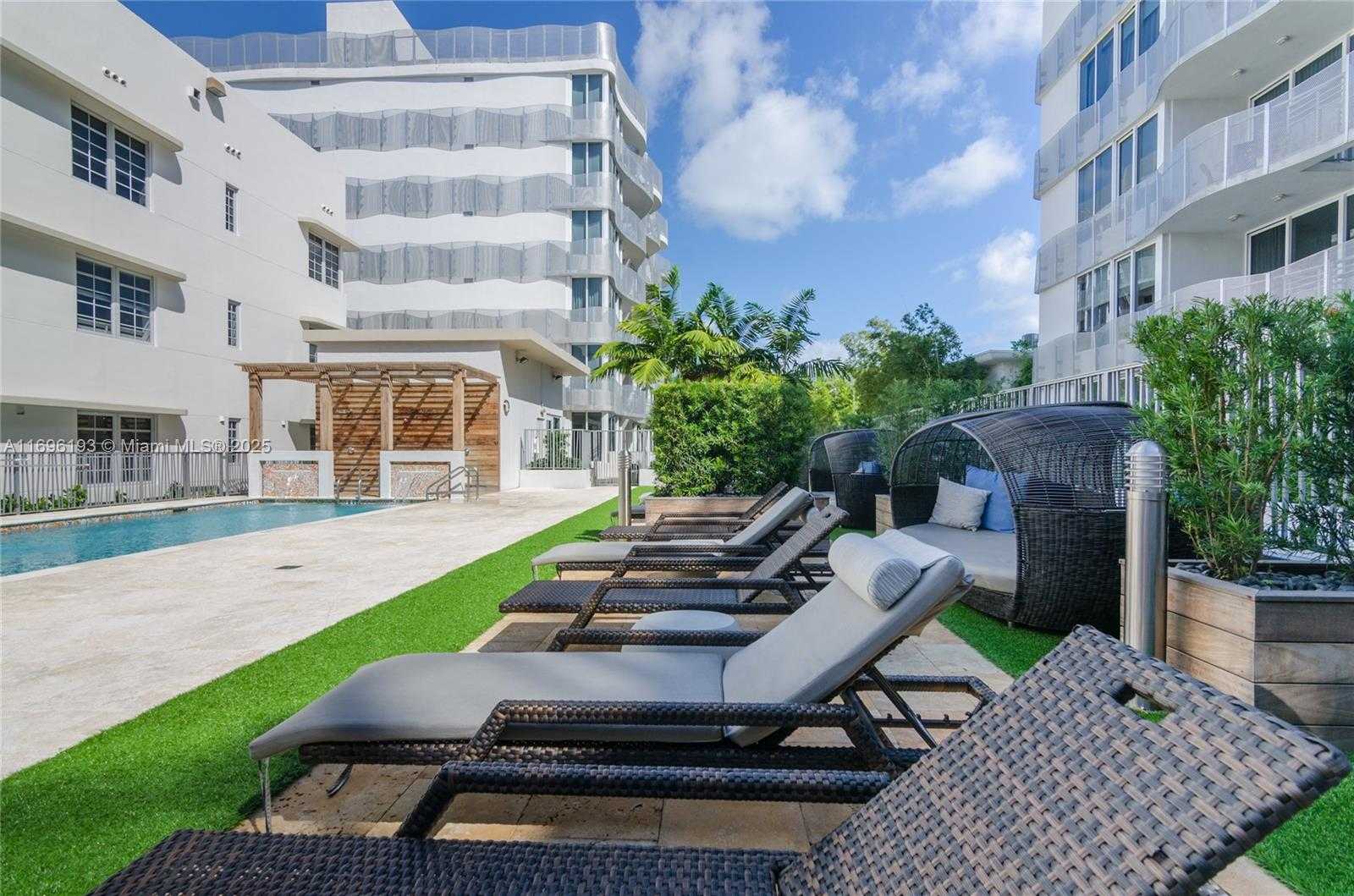 Small Image of 2100 PARK AVE #207, Miami Beach Number 44