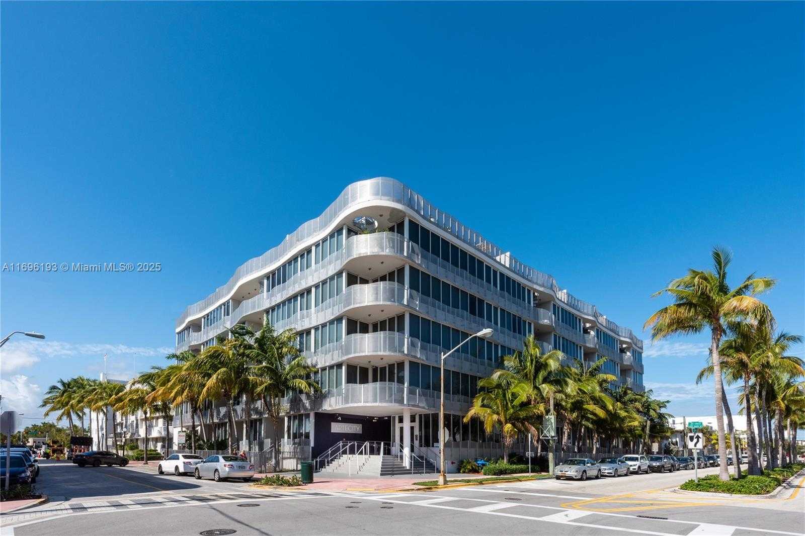 Small Image of 2100 PARK AVE #207, Miami Beach Number 48