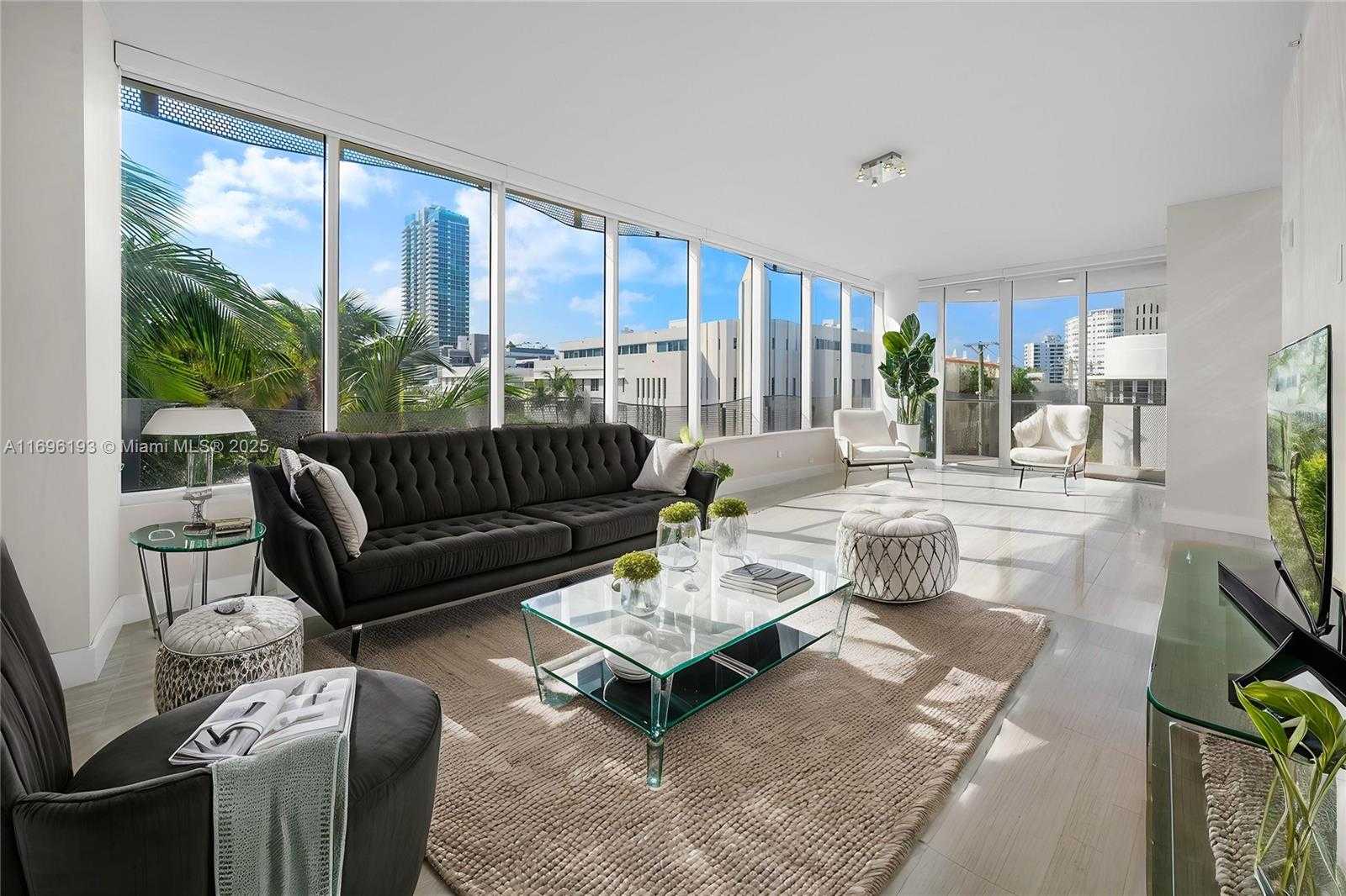 Small Image of 2100 PARK AVE #207, Miami Beach Number 6
