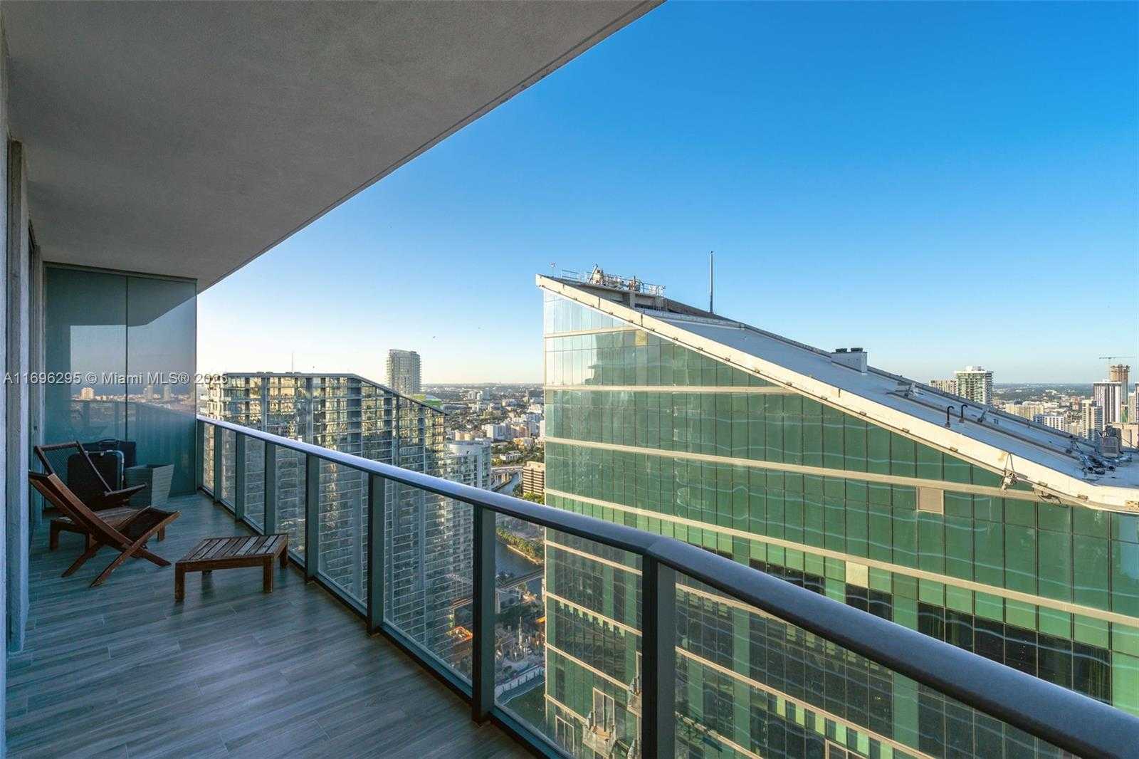 Small Image of 801 SOUTH MIAMI AVE #5005, Miami Number 6