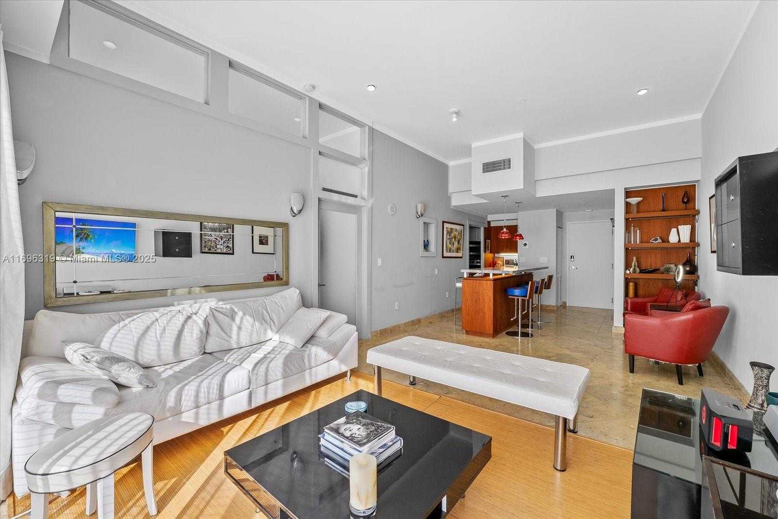 Small Image of 6917 COLLINS AVE #L-103, Miami Beach Number 32