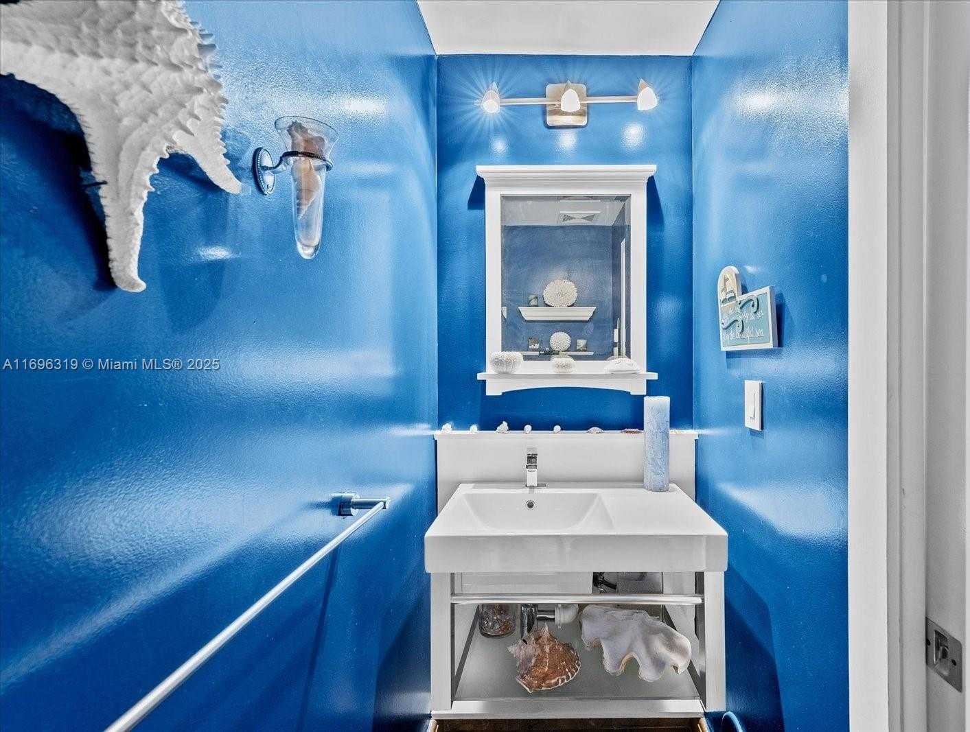 Small Image of 6917 COLLINS AVE #L-103, Miami Beach Number 36