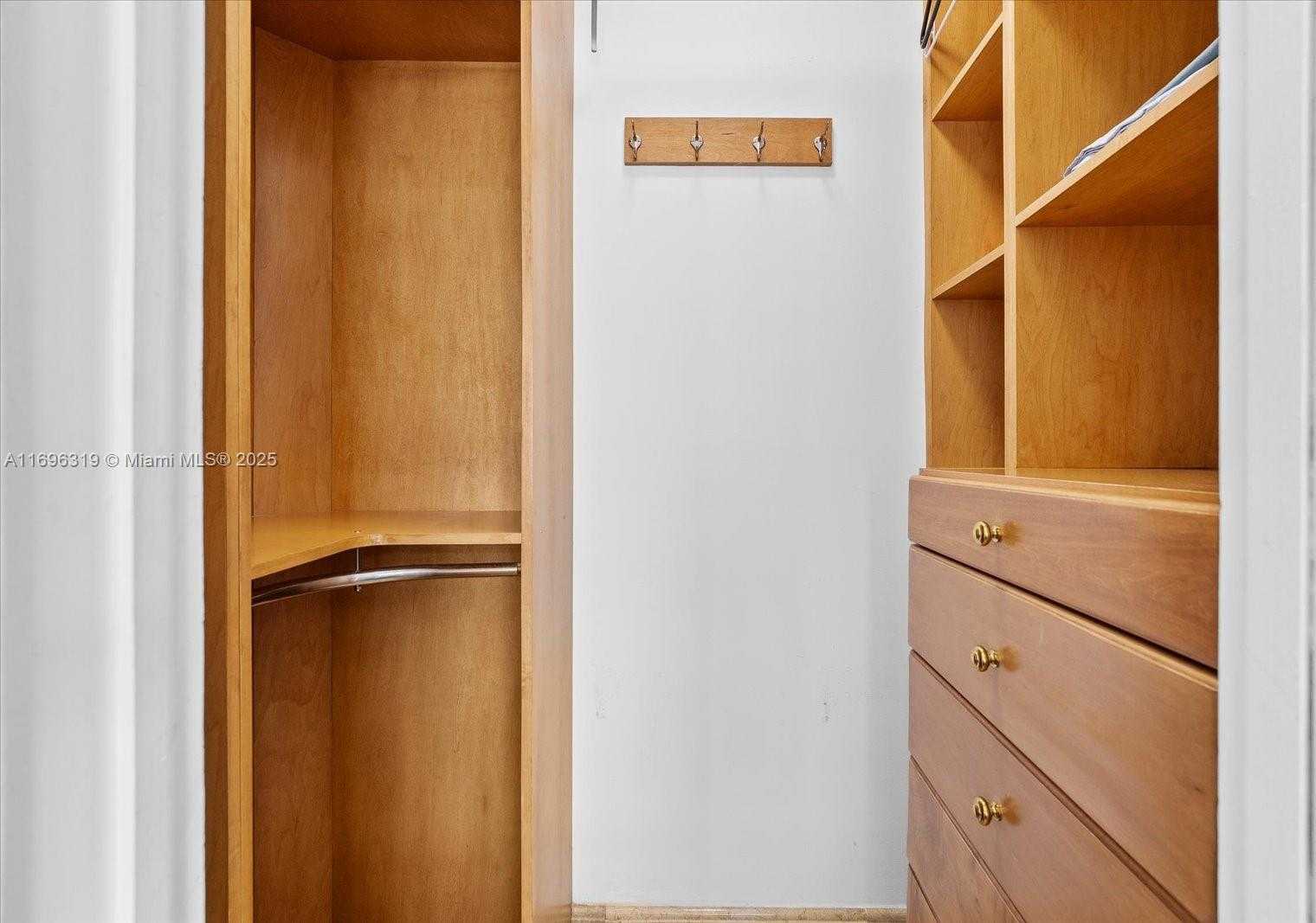 Small Image of 6917 COLLINS AVE #L-103, Miami Beach Number 43