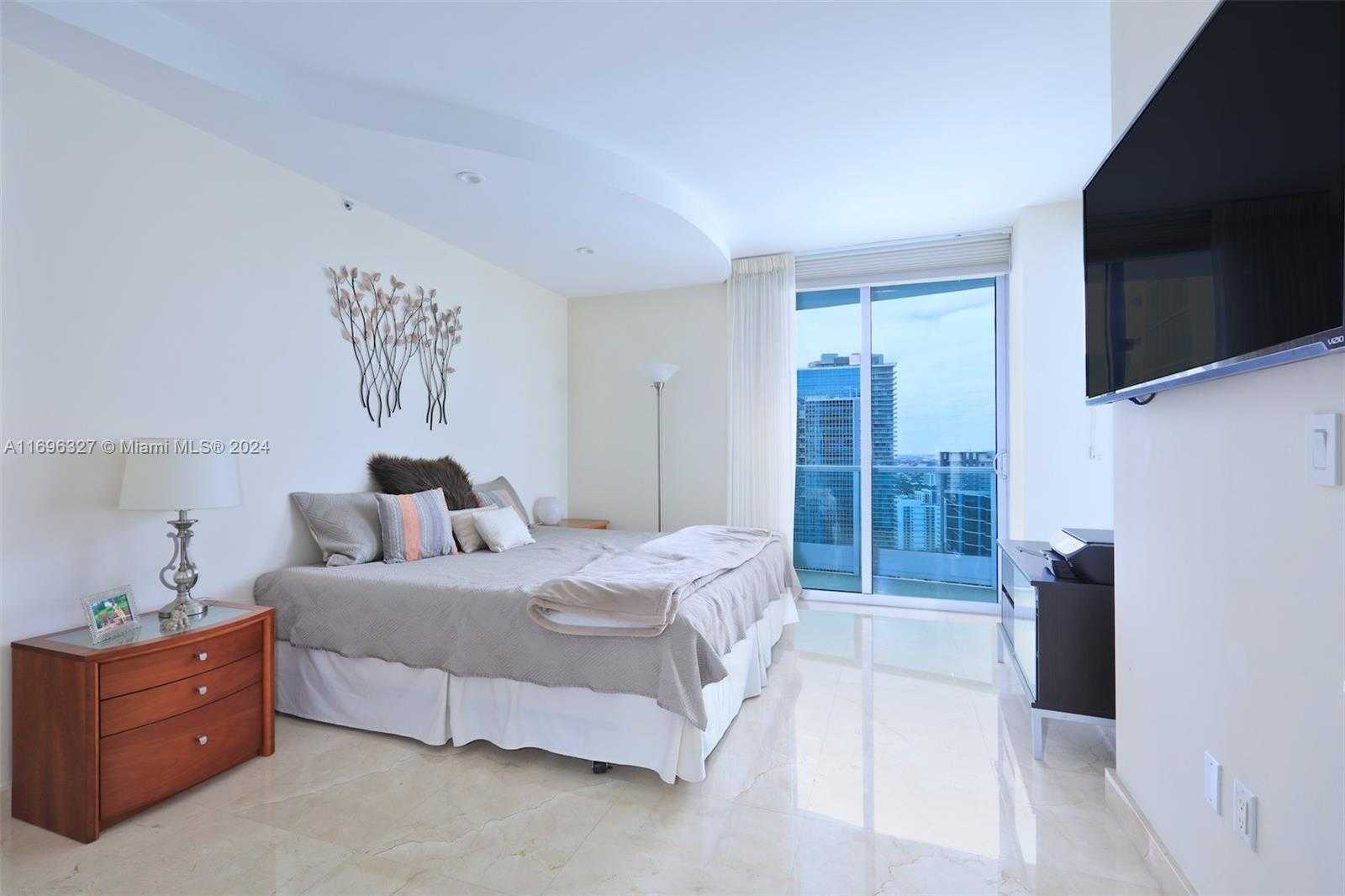 Small Image of 1331 BRICKELL BAY DR #4001, Miami Number 19