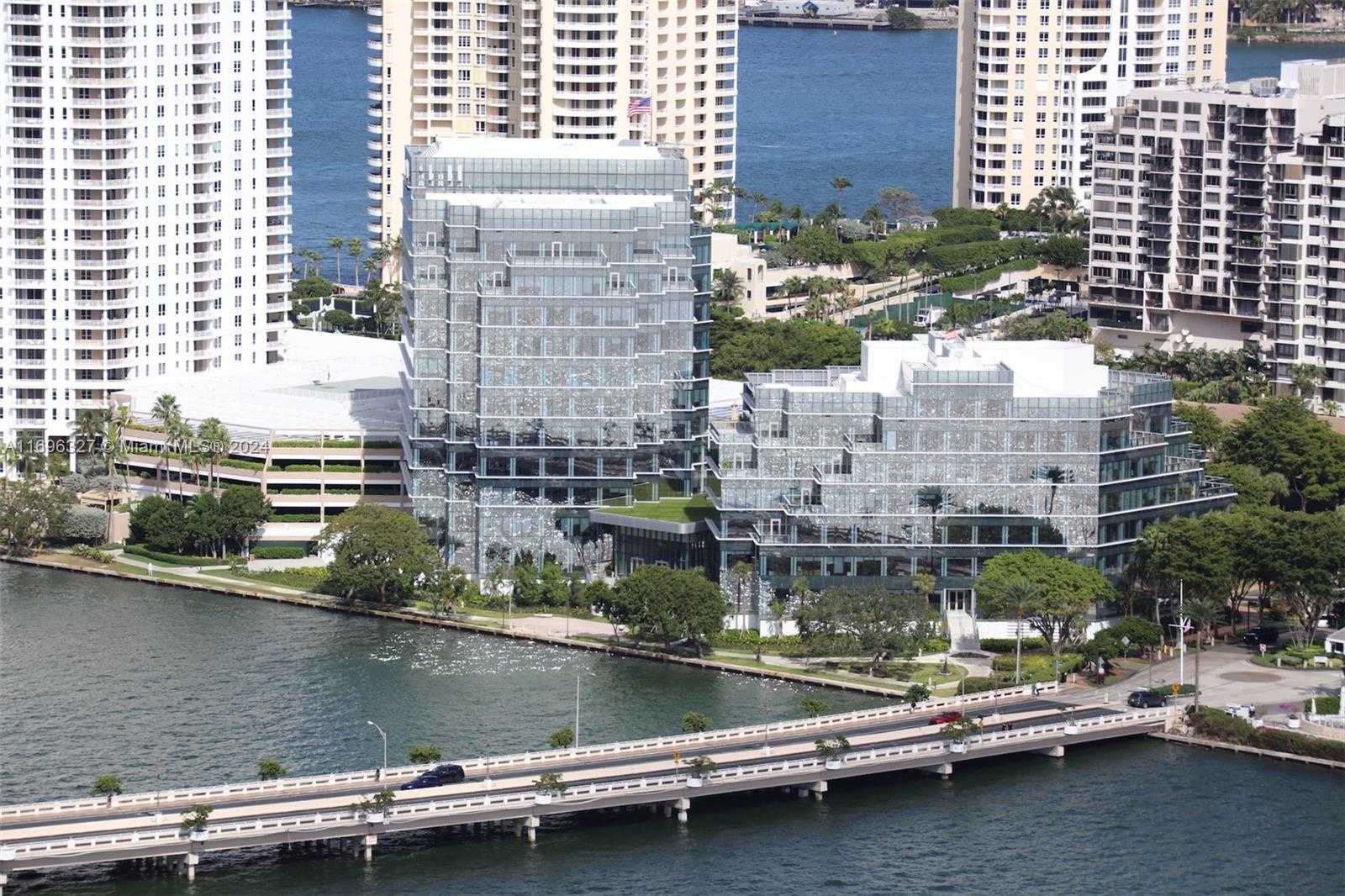 Small Image of 1331 BRICKELL BAY DR #4001, Miami Number 38