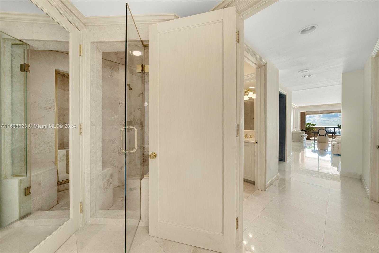 Small Image of 7433 FISHER ISLAND DR #7433, Miami Beach Number 23
