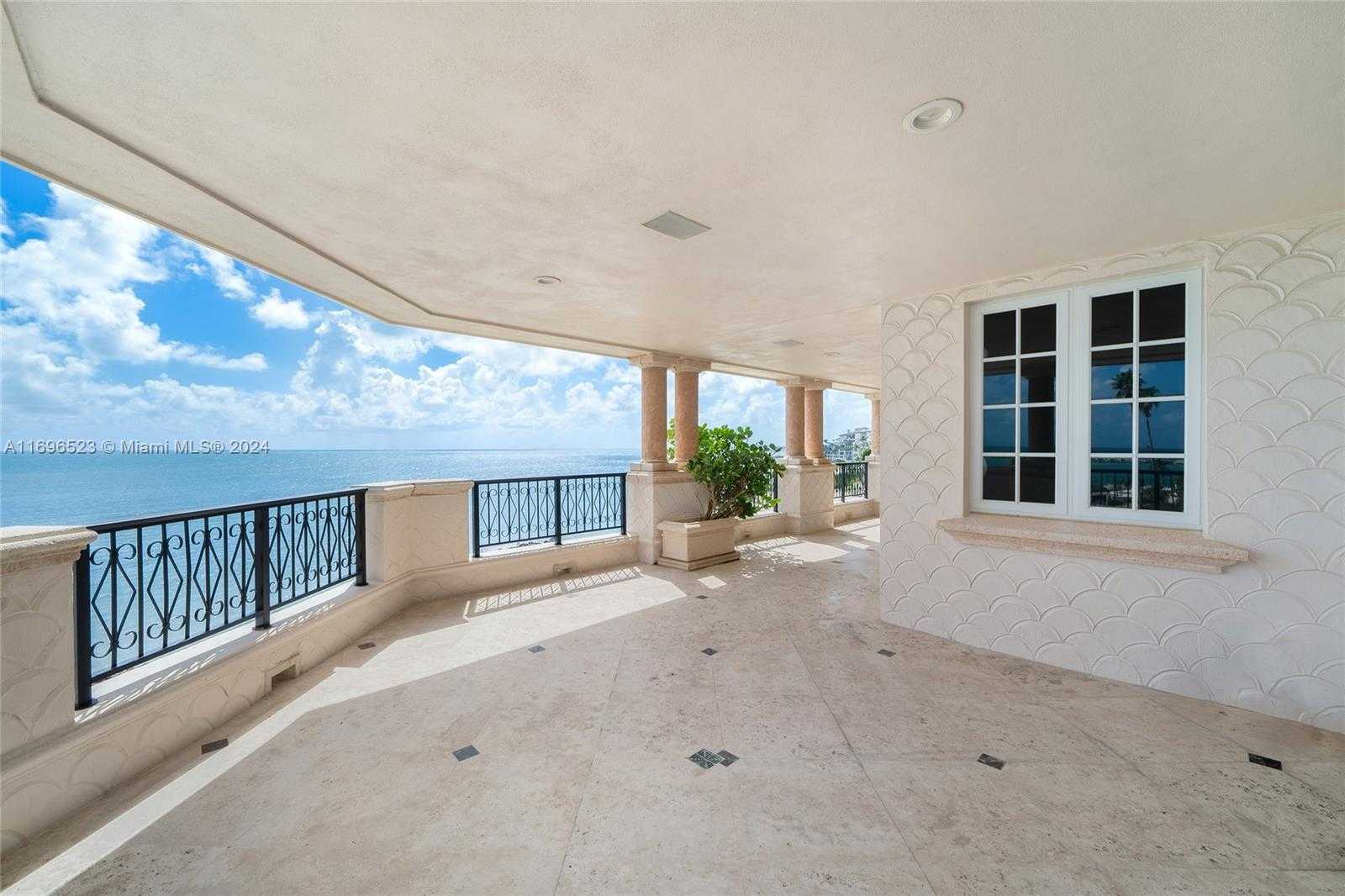 Small Image of 7433 FISHER ISLAND DR #7433, Miami Beach Number 29
