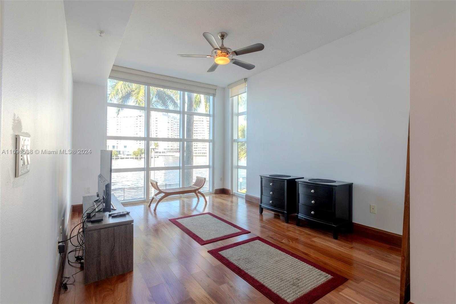 Small Image of 1945 SOUTH OCEAN DR #M5, Hallandale Beach Number 17